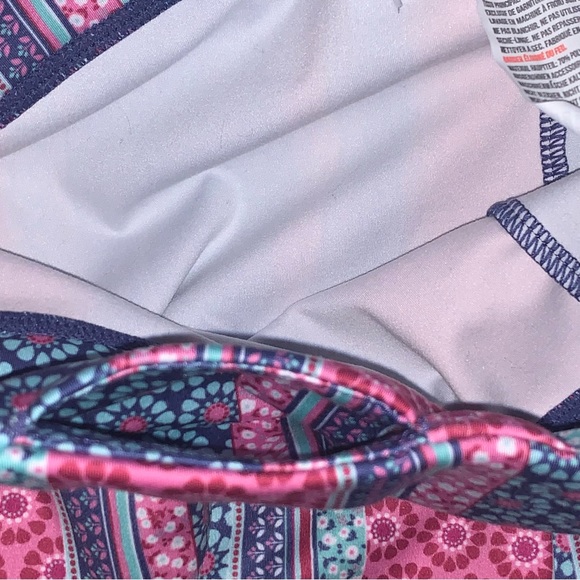 Women’s XXL FIRSTWAY Multi Colored Floral Striped Flare Leg Capri Yoga Pants EXC - Picture 8 of 16